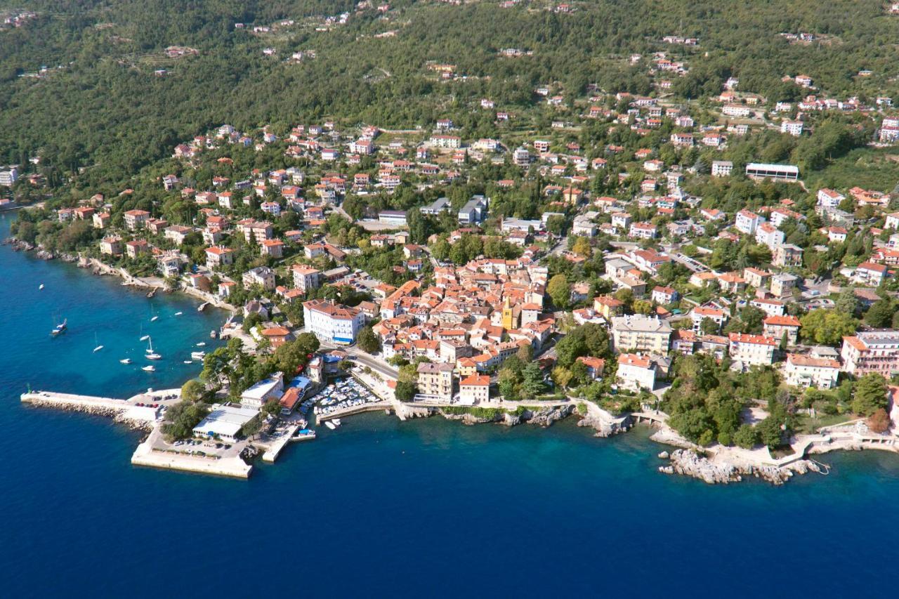 Bruk In Lovran - Kvarner Region Buitenkant foto