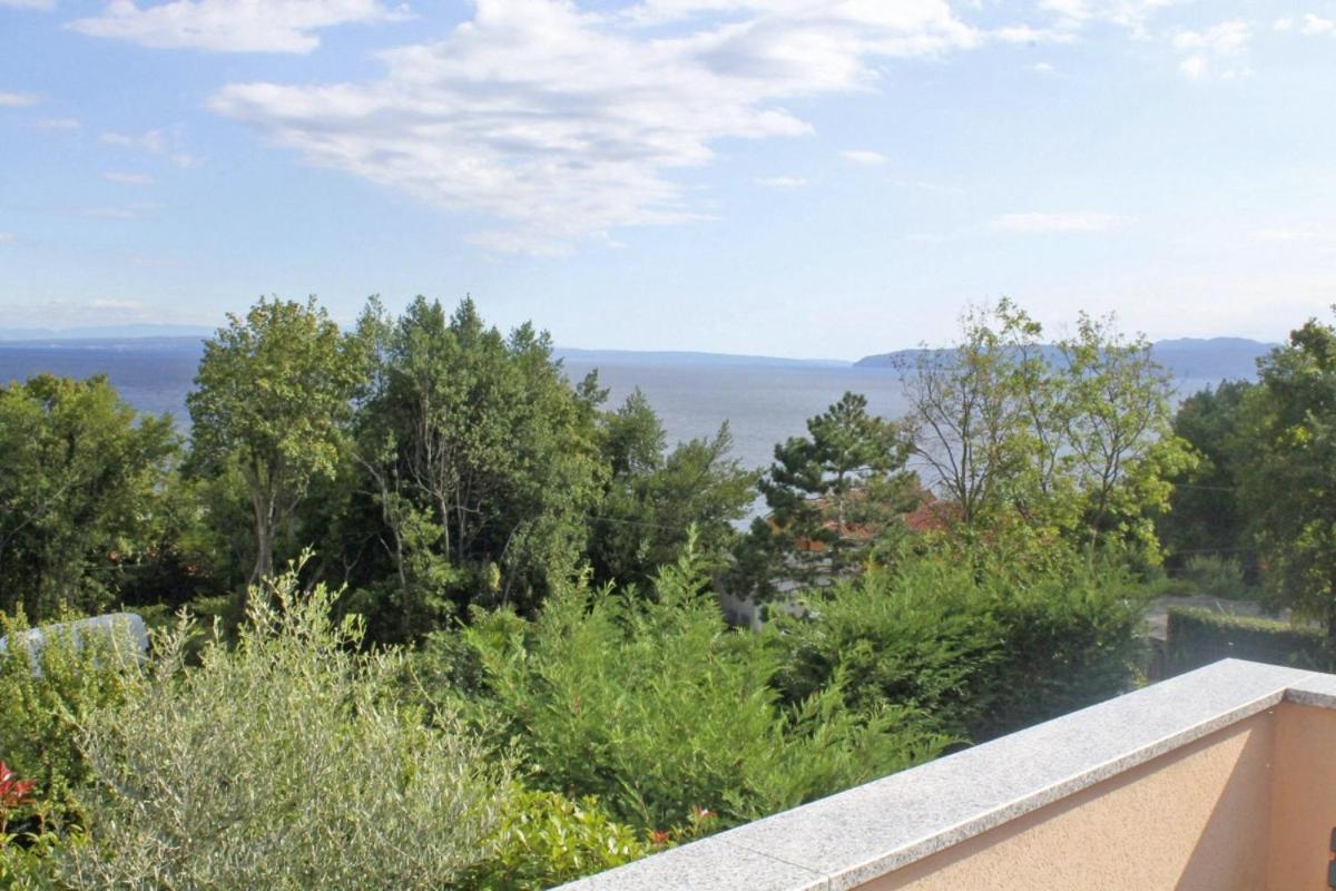 Bruk In Lovran - Kvarner Region Buitenkant foto